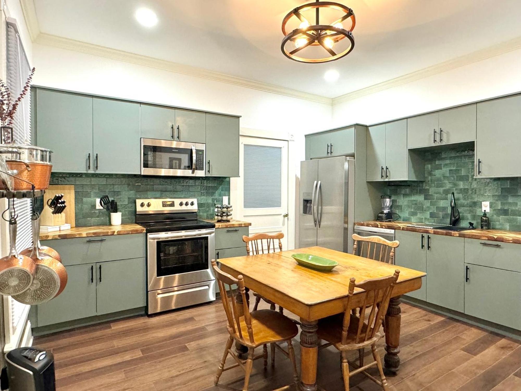 Garden On Capital-Bourbon & Horse Country Apartment แฟรงค์ฟอร์ต ภายนอก รูปภาพ