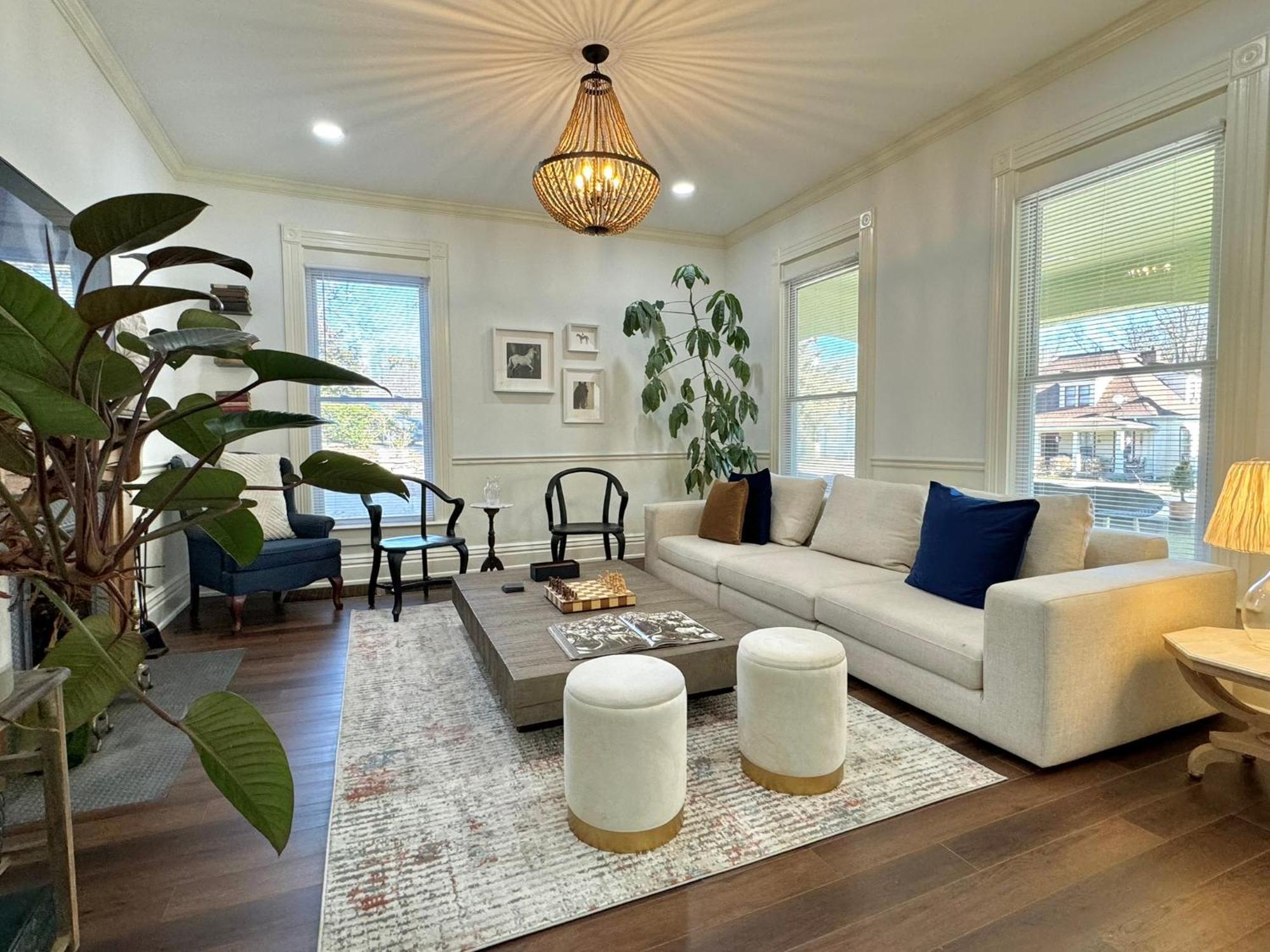 Garden On Capital-Bourbon & Horse Country Apartment แฟรงค์ฟอร์ต ภายนอก รูปภาพ